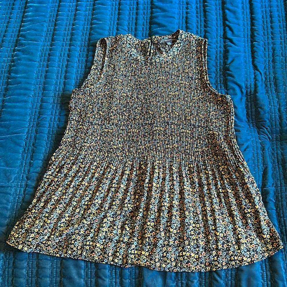 Sleeveless floral blouse